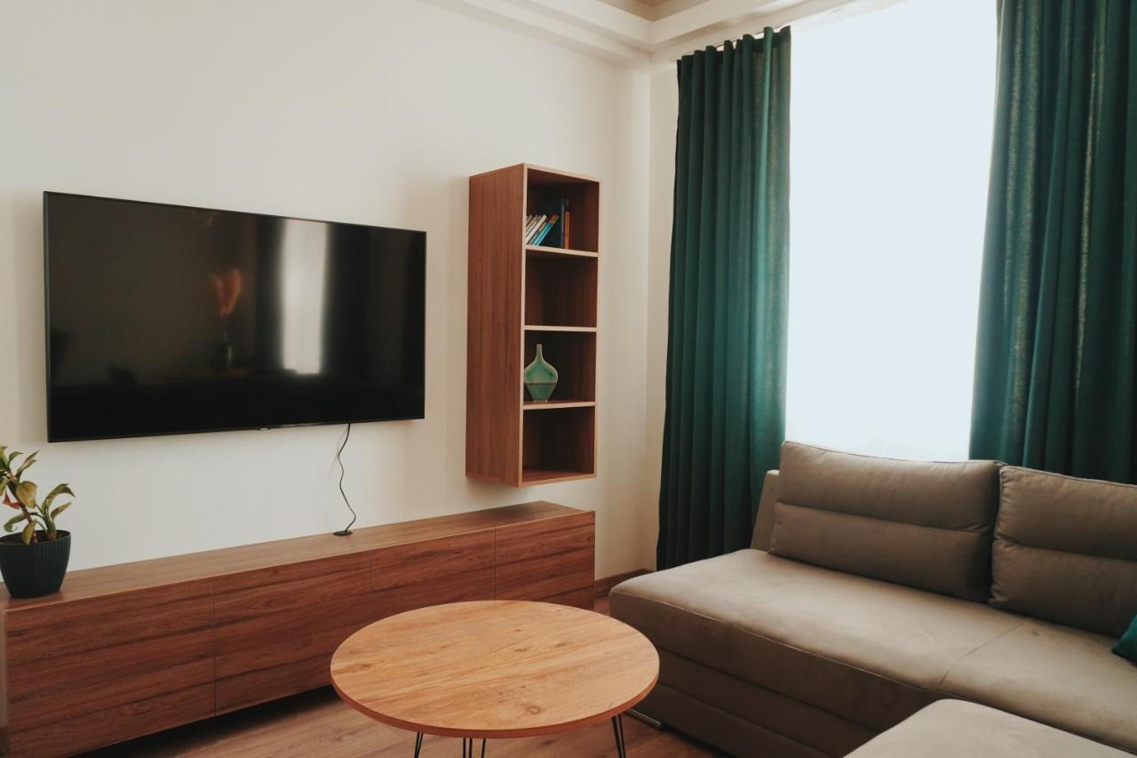 Merdz Spa & Fitness Sky Apartment Skopje Bagian luar foto