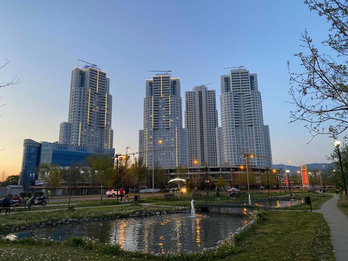 Merdz Spa & Fitness Sky Apartment Skopje Bagian luar foto