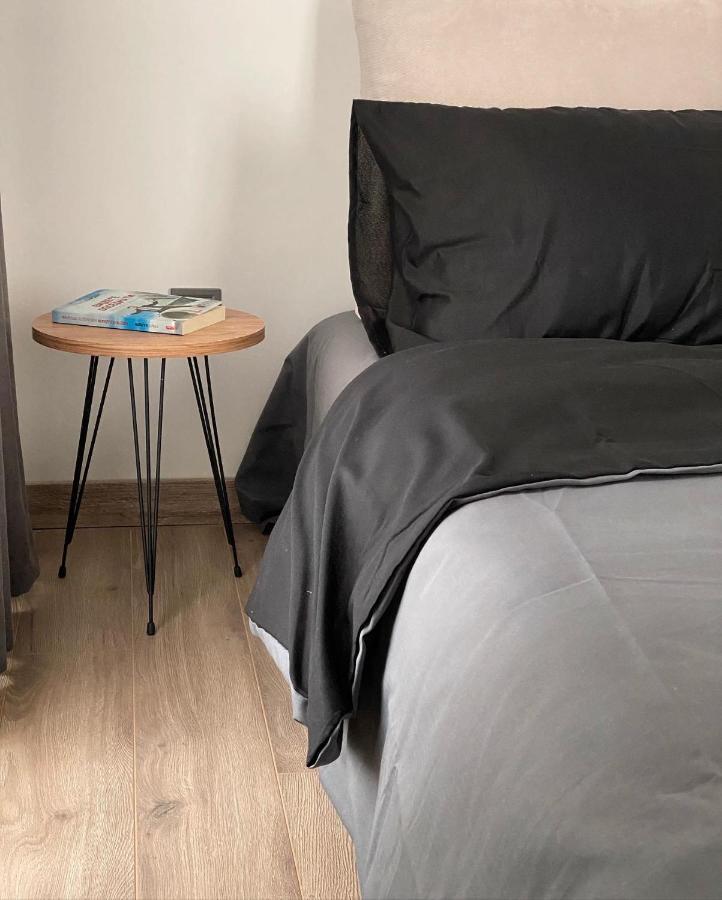 Merdz Spa & Fitness Sky Apartment Skopje Bagian luar foto