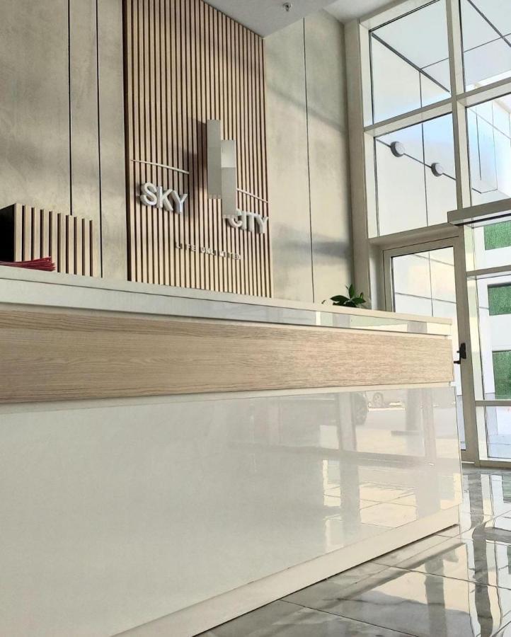 Merdz Spa & Fitness Sky Apartment Skopje Bagian luar foto