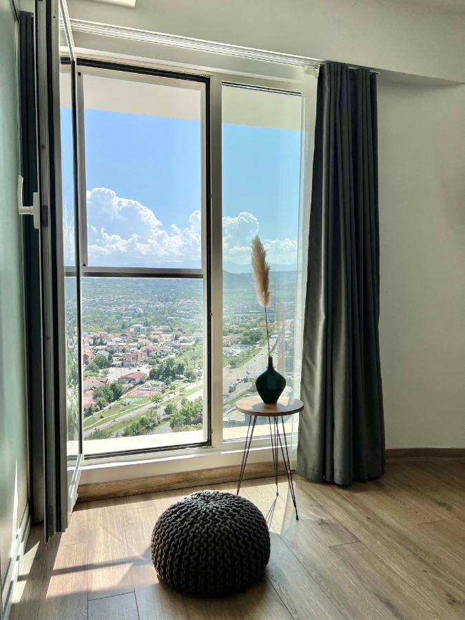 Merdz Spa & Fitness Sky Apartment Skopje Bagian luar foto